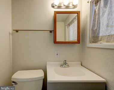 4 Rosanne Lane - Photo Thumbnail 28