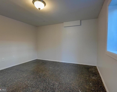 4 Rosanne Lane - Photo Thumbnail 32