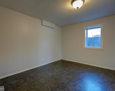 4 Rosanne Lane - Photo Thumbnail 33