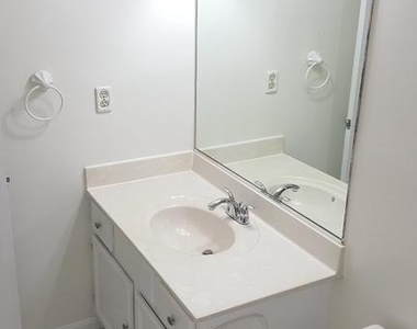 948 Windbrooke Drive - Photo Thumbnail 24