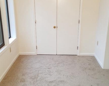 948 Windbrooke Drive - Photo Thumbnail 14