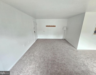 12303 Braxfield Court - Photo Thumbnail 5