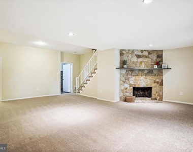 7768 Heatherton Lane - Photo Thumbnail 36