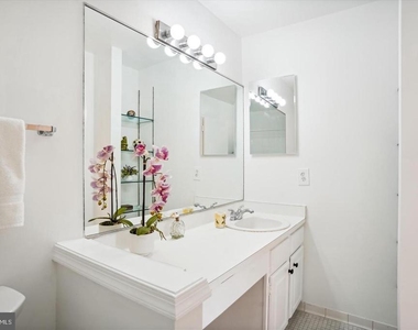 7768 Heatherton Lane - Photo Thumbnail 23