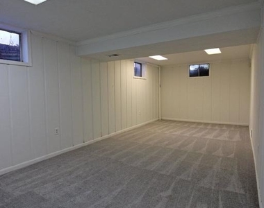 1507 Kersey Lane - Photo Thumbnail 17