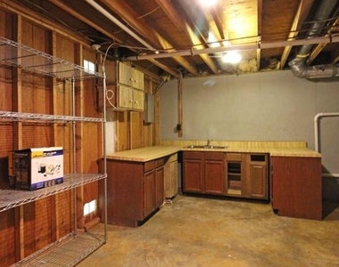 1507 Kersey Lane - Photo Thumbnail 48