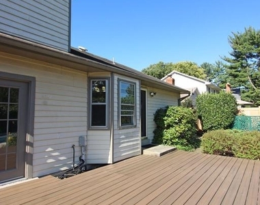 1507 Kersey Lane - Photo Thumbnail 39