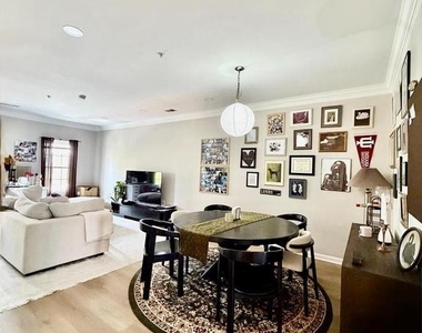 253 Market Street W - Photo Thumbnail 6