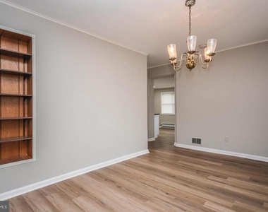 4426 Hallet Street - Photo Thumbnail 24