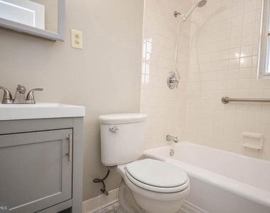 4426 Hallet Street - Photo Thumbnail 15