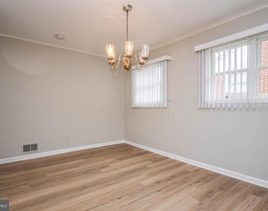 4426 Hallet Street - Photo Thumbnail 14