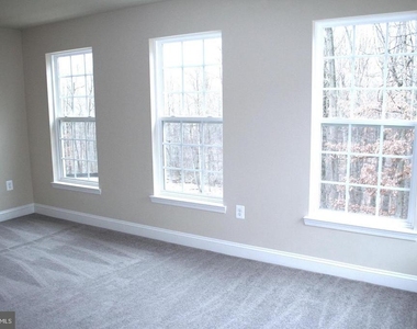 11926 Weybridge Lane - Photo Thumbnail 7