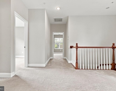 10717 Bentley Lane - Photo Thumbnail 22
