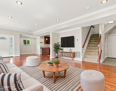 10717 Bentley Lane - Photo Thumbnail 13
