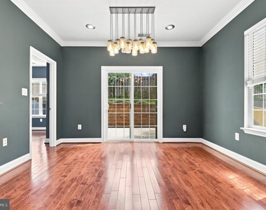 10717 Bentley Lane - Photo Thumbnail 16