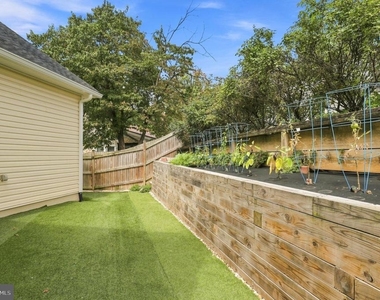 10717 Bentley Lane - Photo Thumbnail 37