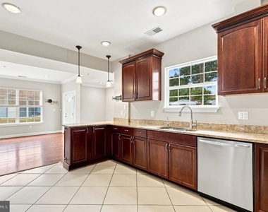 10717 Bentley Lane - Photo Thumbnail 6