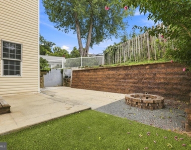 10717 Bentley Lane - Photo Thumbnail 35