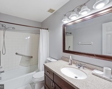 6516 Democracy Boulevard - Photo Thumbnail 15