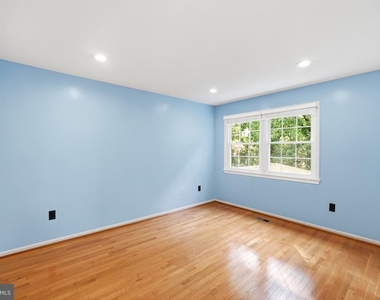 6516 Democracy Boulevard - Photo Thumbnail 16