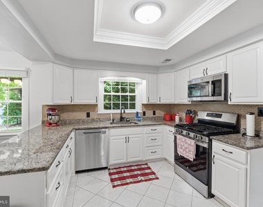 6516 Democracy Boulevard - Photo Thumbnail 8