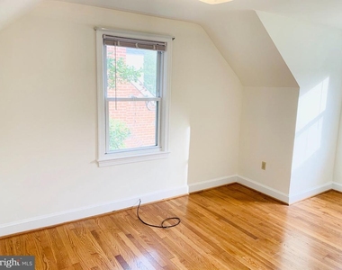 2207 Seminary Road - Photo Thumbnail 14