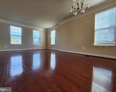 22623 Sweetspire Drive - Photo Thumbnail 7