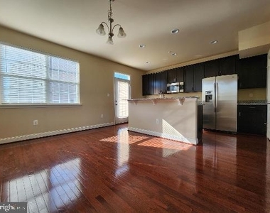 22623 Sweetspire Drive - Photo Thumbnail 5