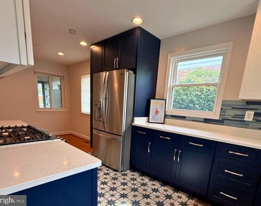 9917 Lorain Avenue - Photo Thumbnail 12