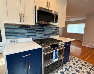 9917 Lorain Avenue - Photo Thumbnail 11