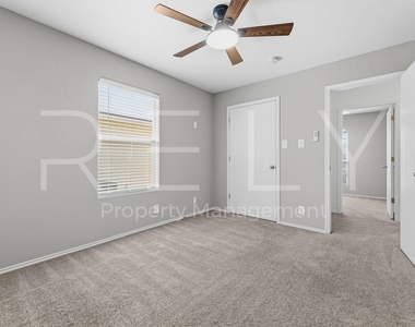 241 Moonstone Dr - Photo Thumbnail 20