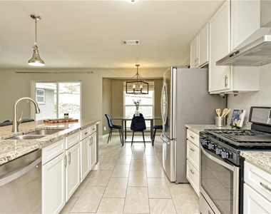 1601 Elmira Rd - Photo Thumbnail 10
