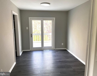 13001 Country Ridge Drive - Photo Thumbnail 3