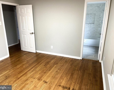 13001 Country Ridge Drive - Photo Thumbnail 8