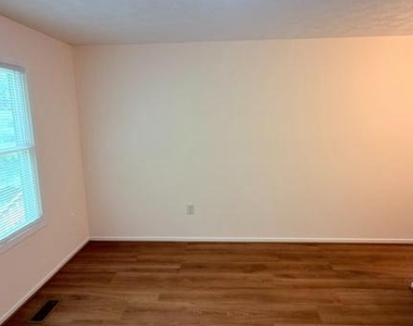 6288 Blue Dart Place - Photo Thumbnail 19