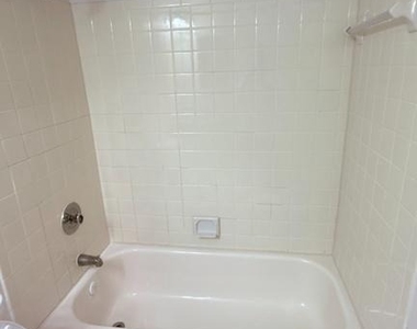 6288 Blue Dart Place - Photo Thumbnail 9