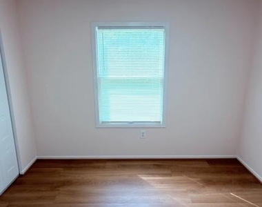 6288 Blue Dart Place - Photo Thumbnail 16