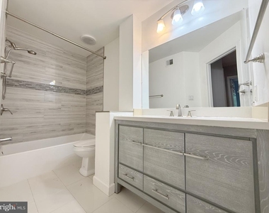 8545 Harvest View Court - Photo Thumbnail 10