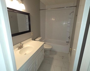 8803 Hayshed Lane - Photo Thumbnail 12
