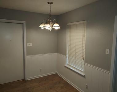 3304 Woodbriar Ln - Photo Thumbnail 8
