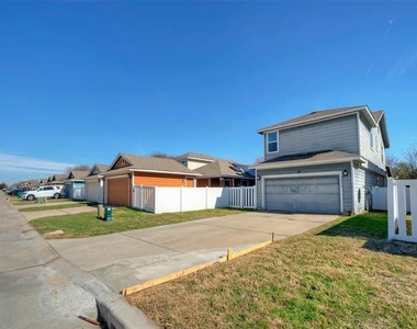 18312 Mammoth Cave Blvd - Photo Thumbnail 16