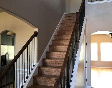 8213 Reggio St - Photo Thumbnail 3