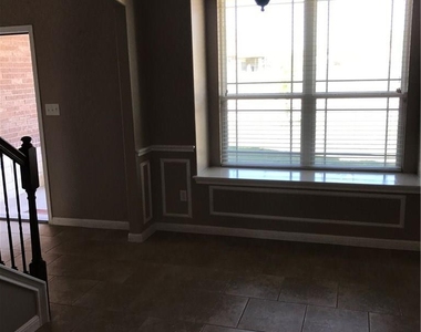 8213 Reggio St - Photo Thumbnail 19