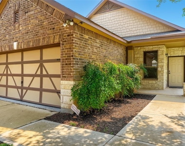 8921 Stambourne St - Photo Thumbnail 6
