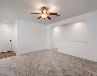 8921 Stambourne St - Photo Thumbnail 17