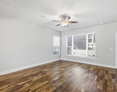 1937 Tramson Dr - Photo Thumbnail 10