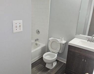 3312 Midland Court - Photo Thumbnail 13