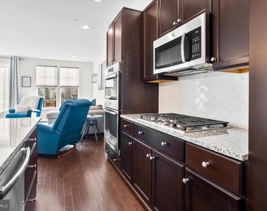 8481 Hedwig Lane - Photo Thumbnail 2