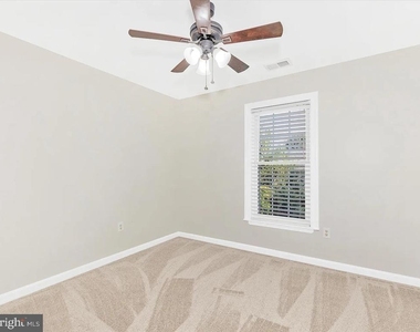 1713 Dearbought Drive - Photo Thumbnail 28