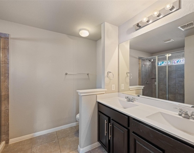 308 Moulins Ln - Photo Thumbnail 18